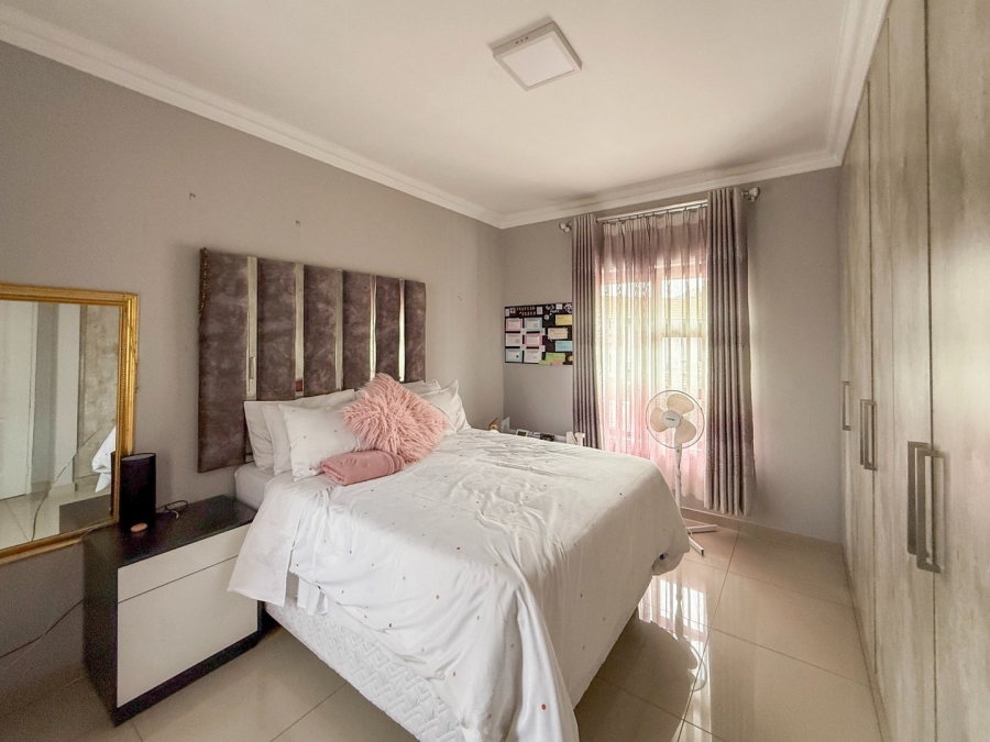 4 Bedroom Property for Sale in Melodie North West